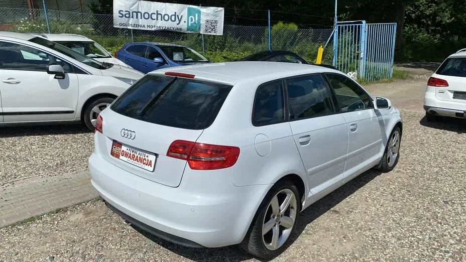 AUDI A4 -