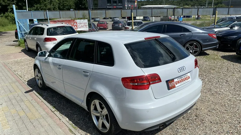 AUDI A4 -