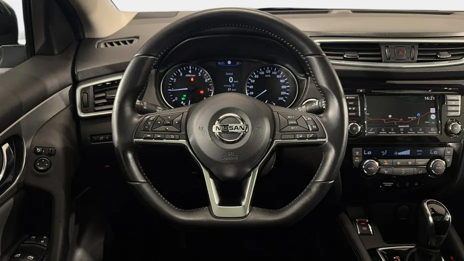 NISSAN Qashqai -