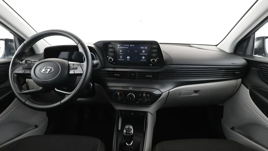 HYUNDAI i20 -