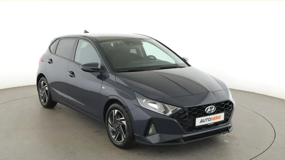HYUNDAI i20 -
