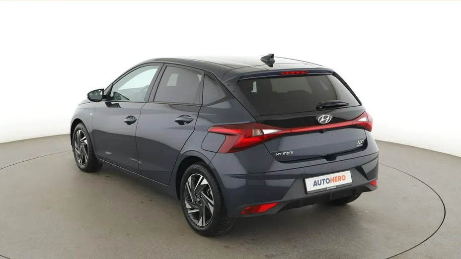 HYUNDAI i20 -