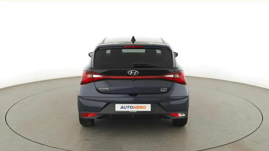 HYUNDAI i20 -
