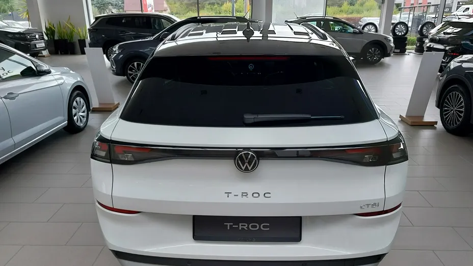 VOLKSWAGEN T-ROC -