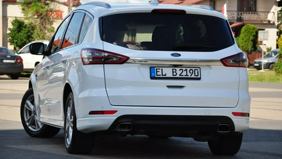 FORD S-MAX -