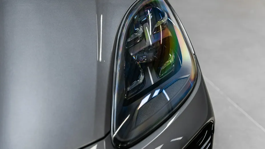 PORSCHE Cayenne -