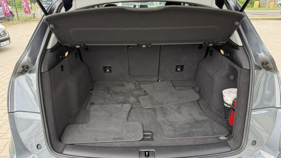 AUDI Q5 -