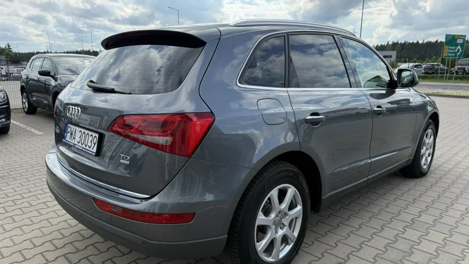 AUDI Q5 -