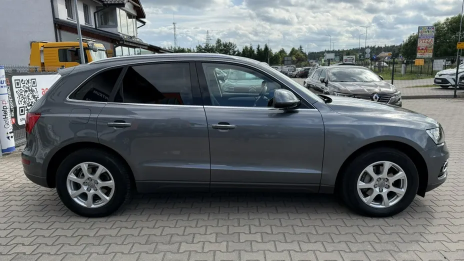 AUDI Q5 -