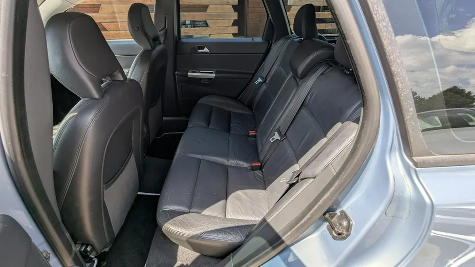VOLVO V50 -