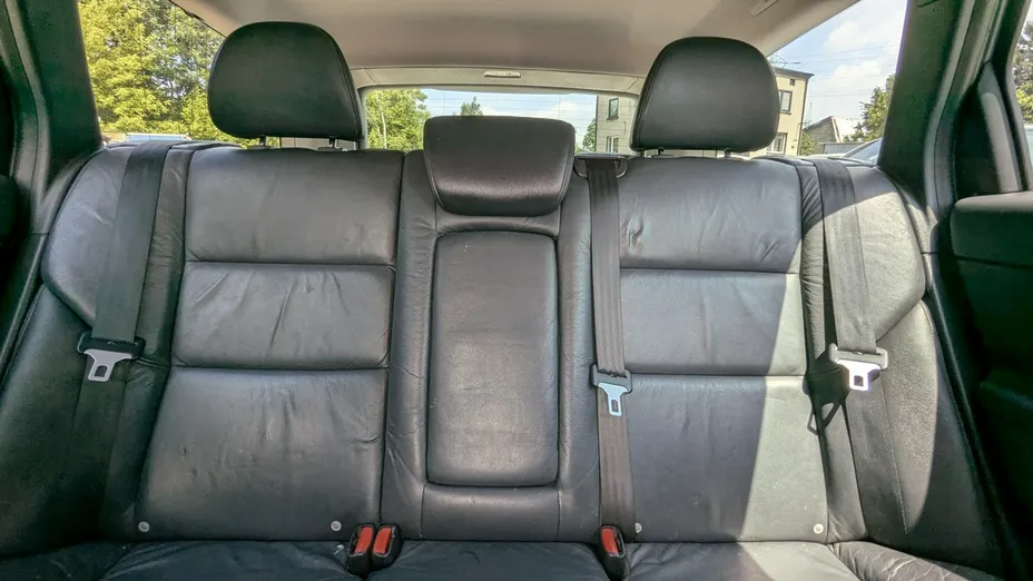 VOLVO V50 -