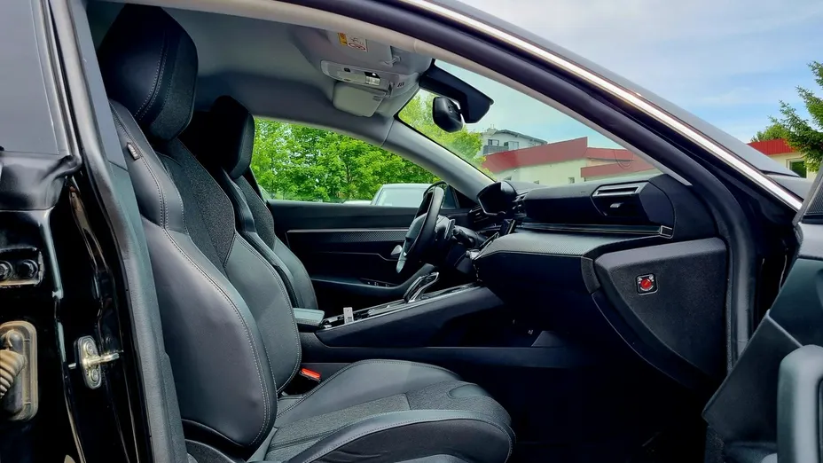PEUGEOT 508 -