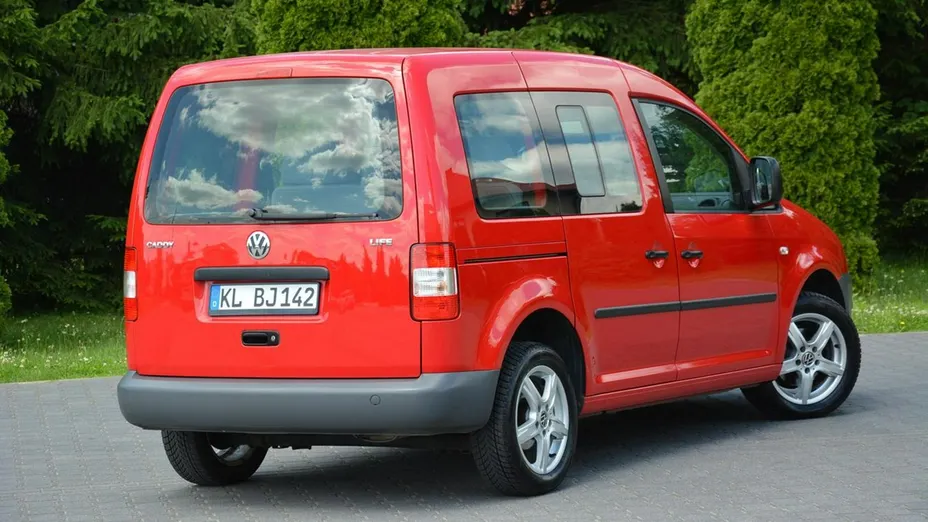 VOLKSWAGEN Caddy -