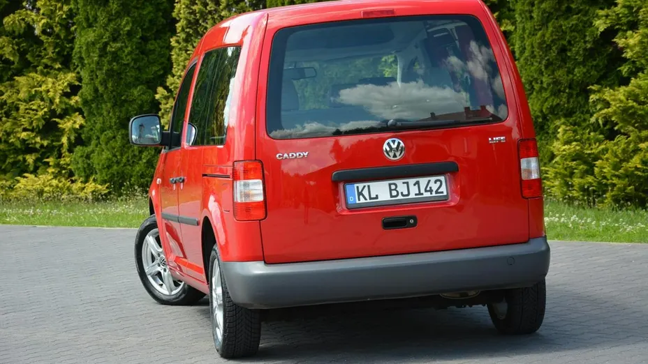 VOLKSWAGEN Caddy -