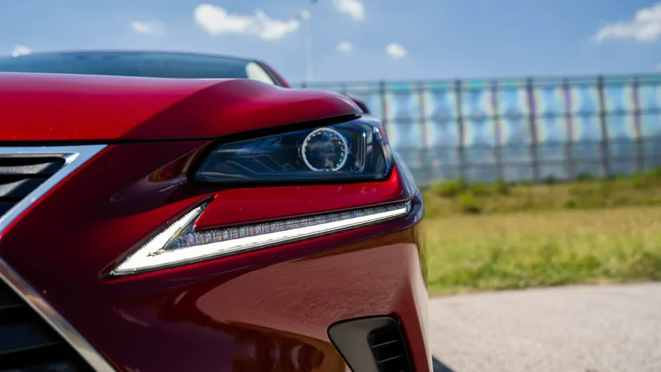LEXUS NX -