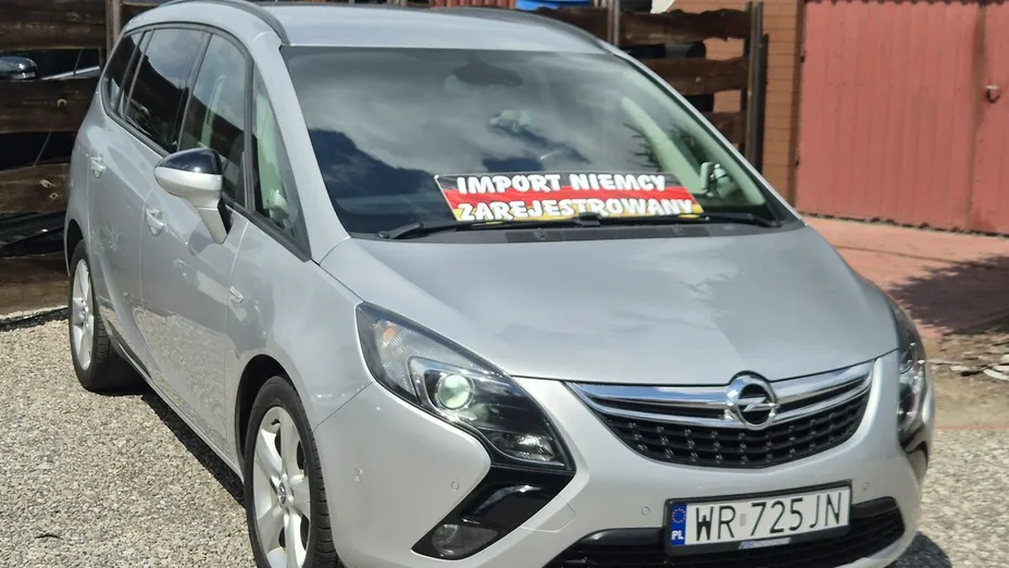 OPEL Zafira -
