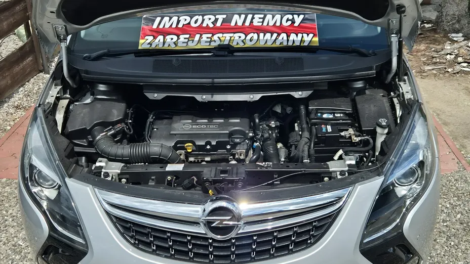 OPEL Zafira -