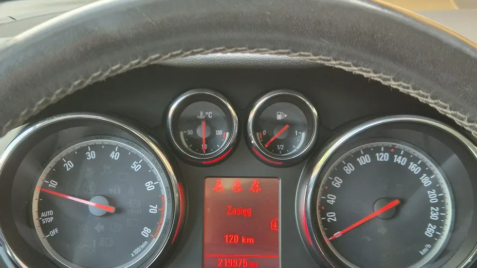 OPEL Zafira -