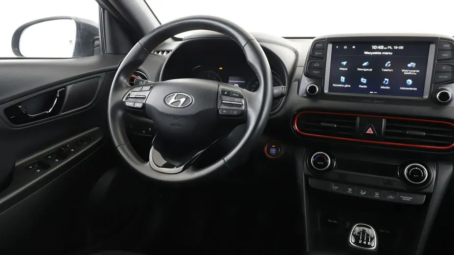 HYUNDAI Kona -