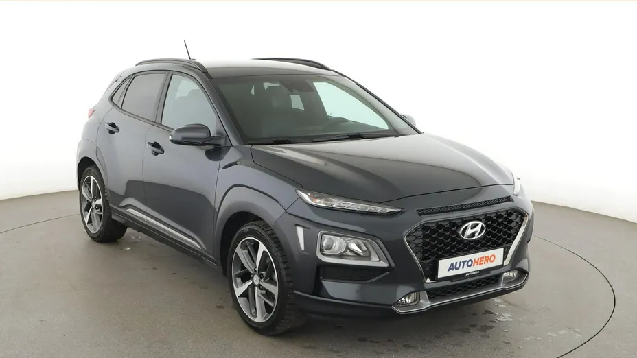 HYUNDAI Kona -