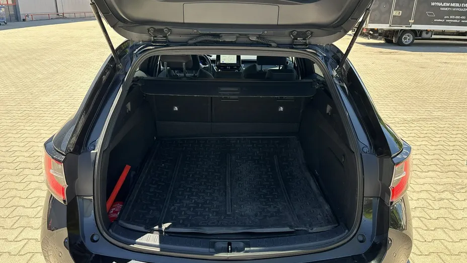 TOYOTA Corolla -