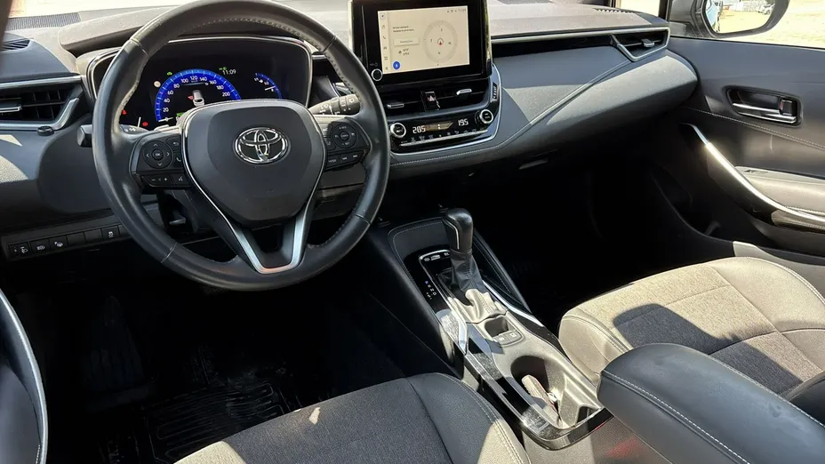 TOYOTA Corolla -