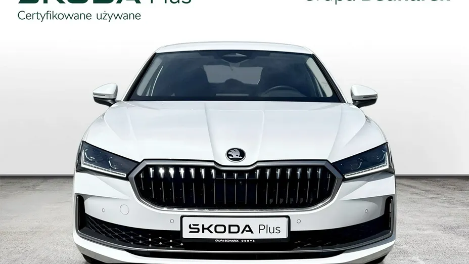 SKODA Superb -