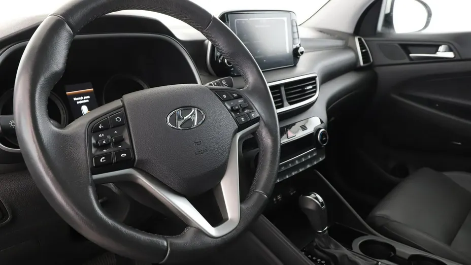 HYUNDAI Tucson -