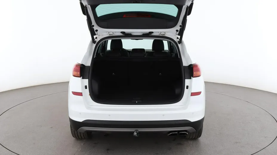 HYUNDAI Tucson -