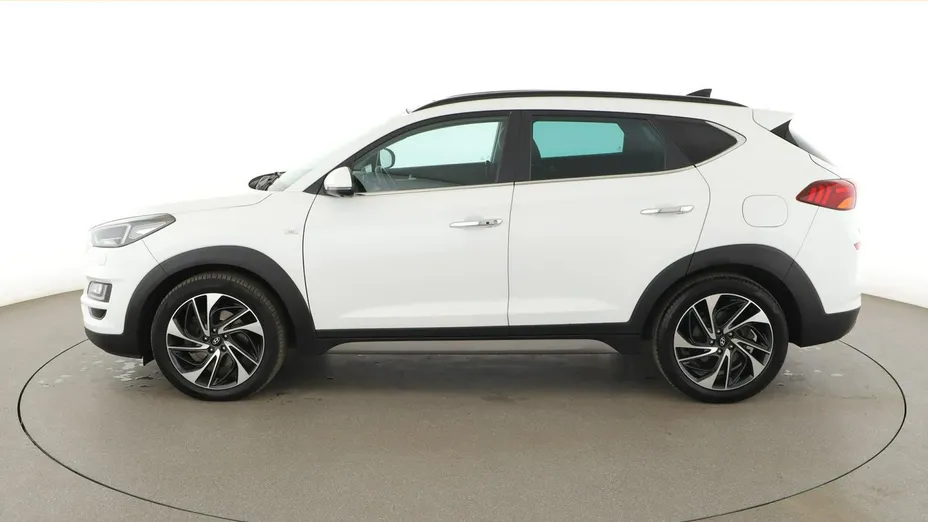 HYUNDAI Tucson -