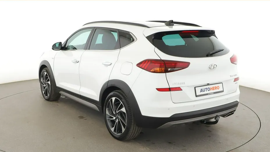 HYUNDAI Tucson -