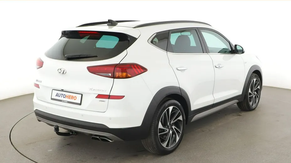 HYUNDAI Tucson -