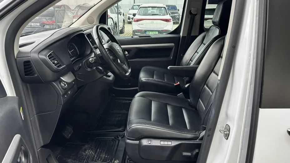 TOYOTA Proace Verso -