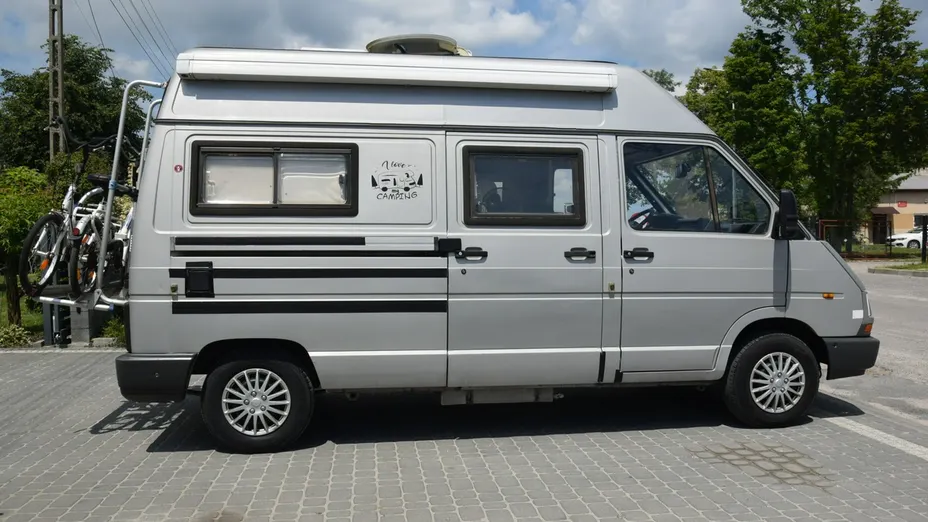 RENAULT Trafic -