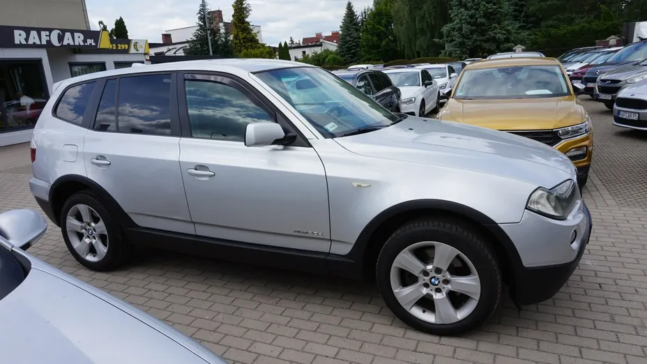 BMW X3 -