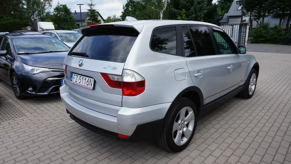 BMW X3 -