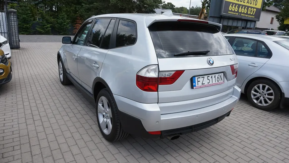 BMW X3 -