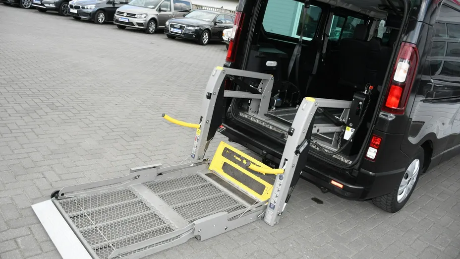 RENAULT Trafic -