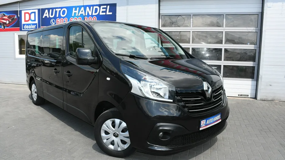 RENAULT Trafic -