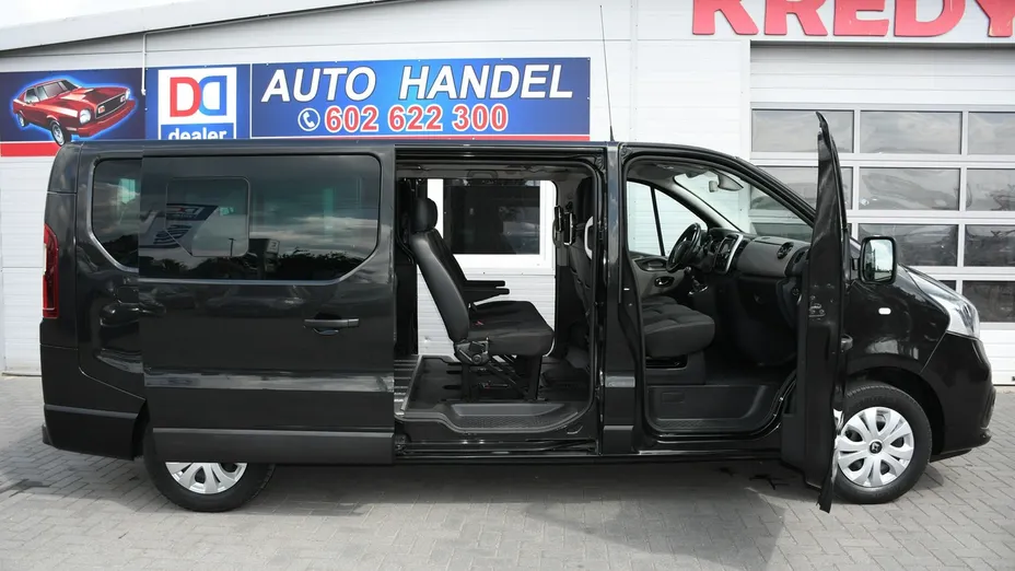 RENAULT Trafic -