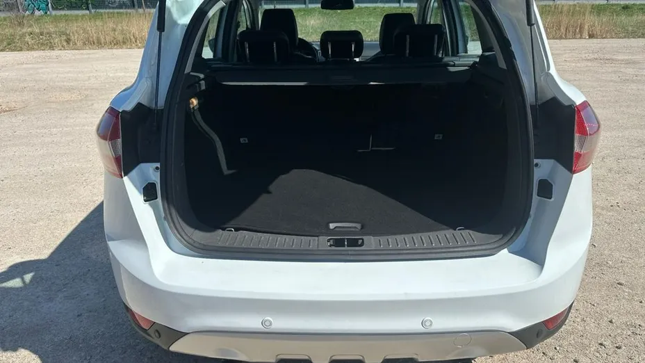 FORD Kuga -
