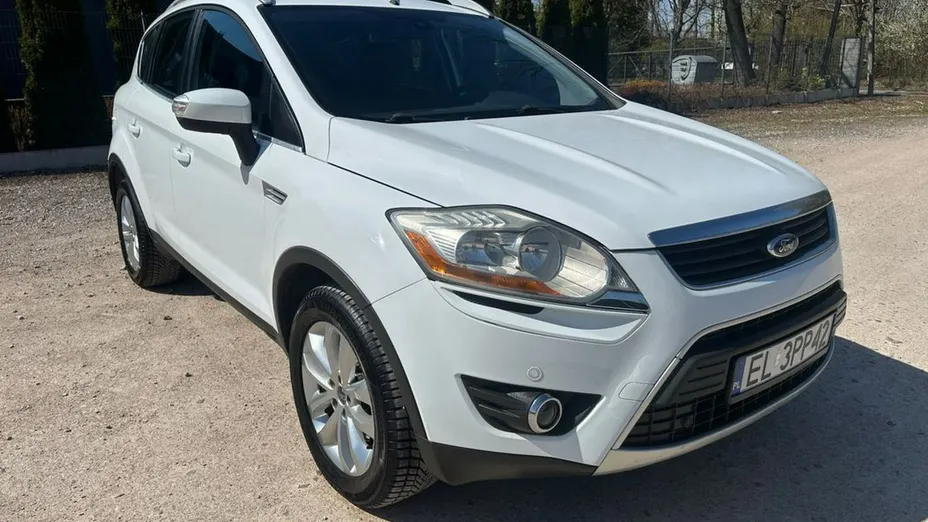 FORD Kuga -