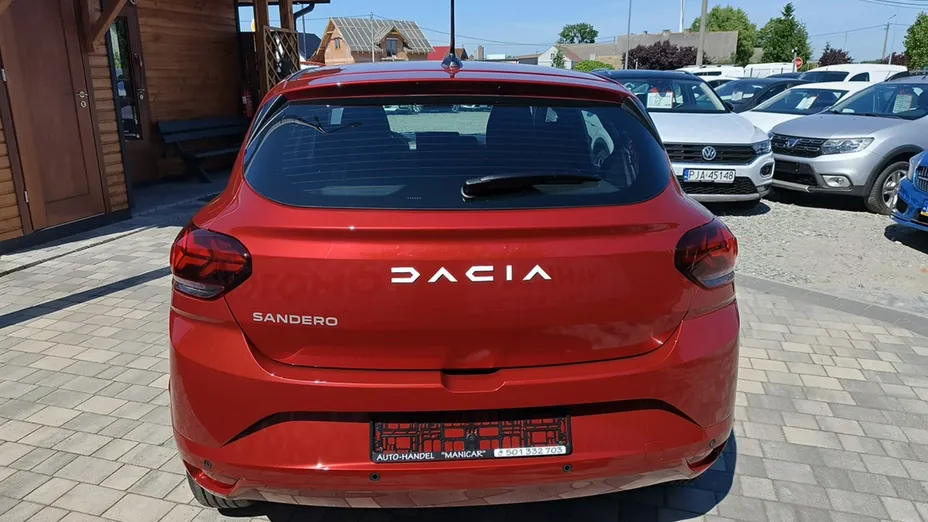 DACIA Sandero -