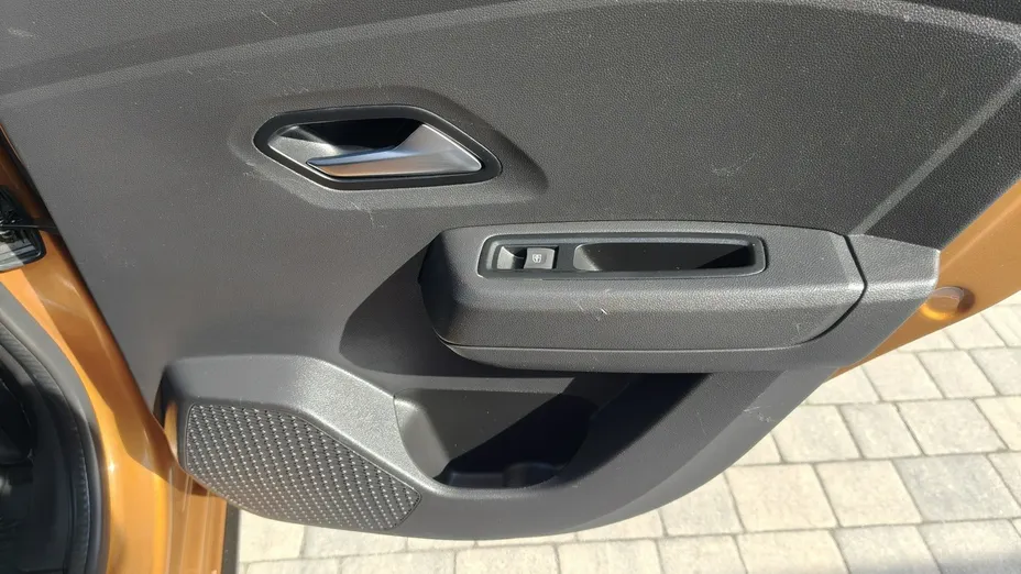 DACIA Sandero -