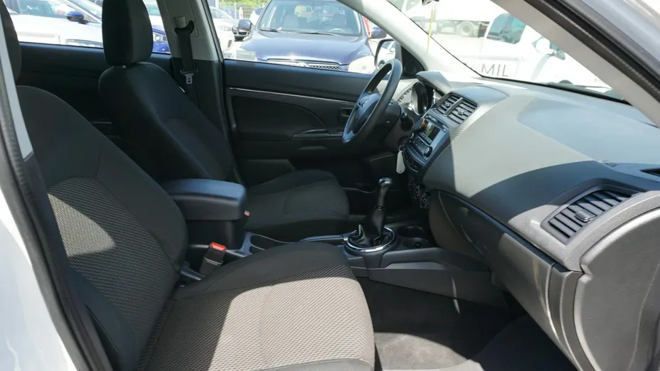 MITSUBISHI ASX -