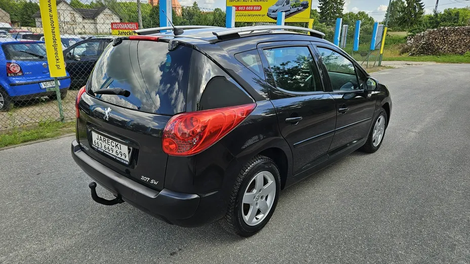 PEUGEOT 207 -
