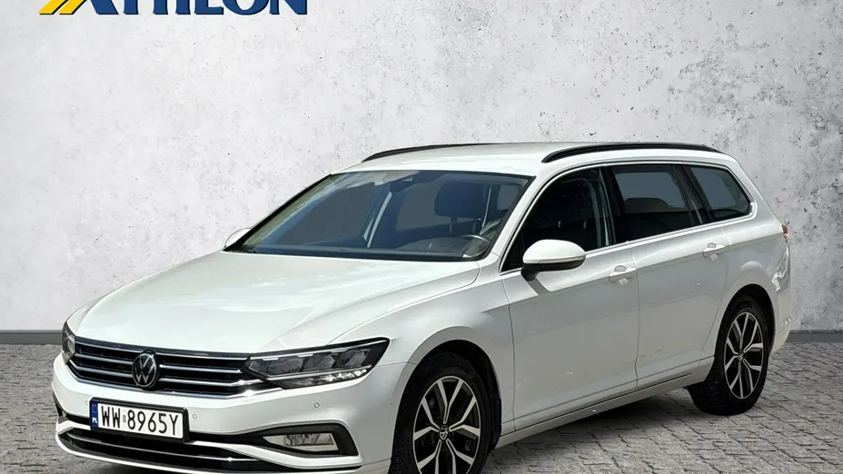 VOLKSWAGEN Passat -