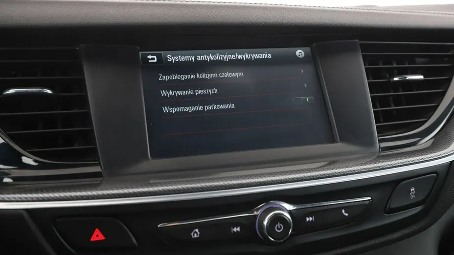 OPEL Insignia -