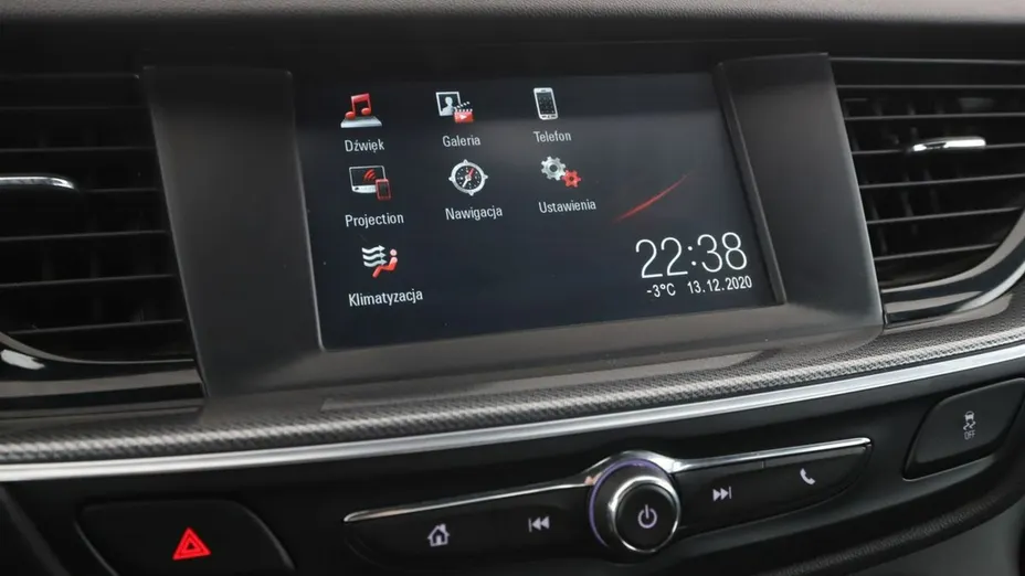 OPEL Insignia -