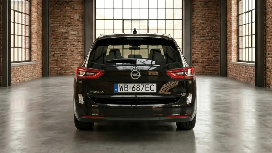 OPEL Insignia -